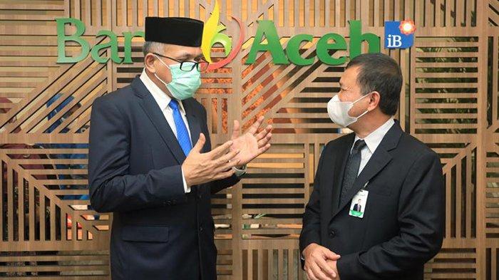 Bank Aceh Salurkan Zakat Karyawan ke Baitul Mal