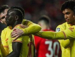 Hasil Liga Champions: Liverpool Bungkam Benfica, Aksi Nekat Alisson Becker Warnai Kemenangan