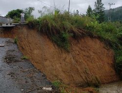 Jalan Blangkejeren-Blang Bengkik Amblas Hingga Nyaris Putus