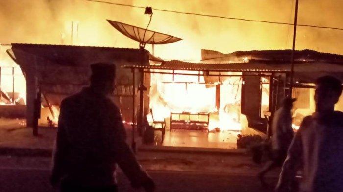 Kebakaran Dinihari Hanguskan Delapan Rumah di Simeulue, 38 Jiwa Kehilangan Tempat Tinggal