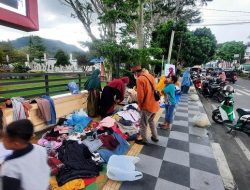 Komunitas Sahabat Safar Gelar Bazaar Amal di Tugu Aman Dimot Takengon, Jual Pakaian Layak Pakai