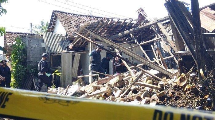Ledakan Mercon di Sleman Hancurkan Sebuah Rumah, 4 Pemuda Jadi Tersangka