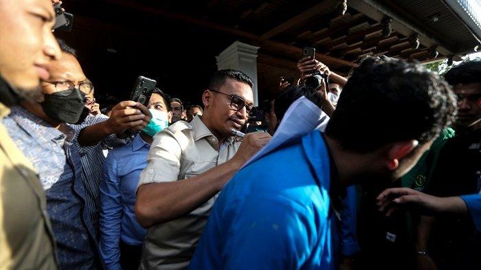 Sambut Massa Unjuk Rasa, Plt Ketua Safaruddin: DPRA Satu Suara dengan Kalian