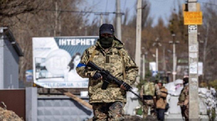 Abaikan Ancaman Putin, AS Tingkatkan Dukungan Senjata dan Amunisi untuk Ukraina