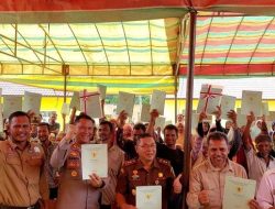 BPN dan Forkopimda Aceh Timur Serahkan 394 Sertifikat Tanah untuk Eks Kombatan GAM dan Kaum Duafa