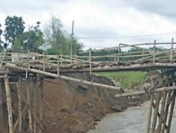 Jembatan Darurat Baru Dibangun Ambruk, Puluhan Gampong di Aceh Utara Terisolasi