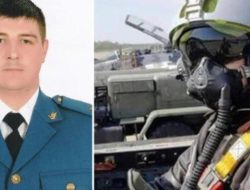 Ukraina Ngarang Kisah Pilot Tempur yang Dijuluki ‘Hantu Kiev’, Ternyata Hanya Dongeng